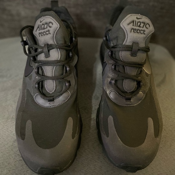 Nike Air Max 270 React - Picture 6 of 8